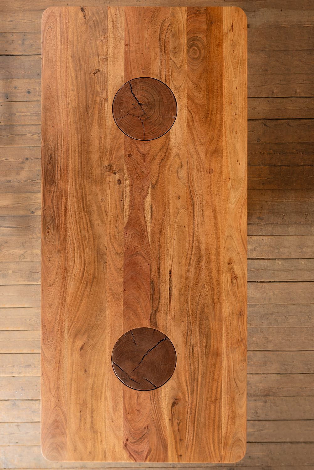 Ian Snow Ltd Landis Acacia Wood Natural Finish Dining Table