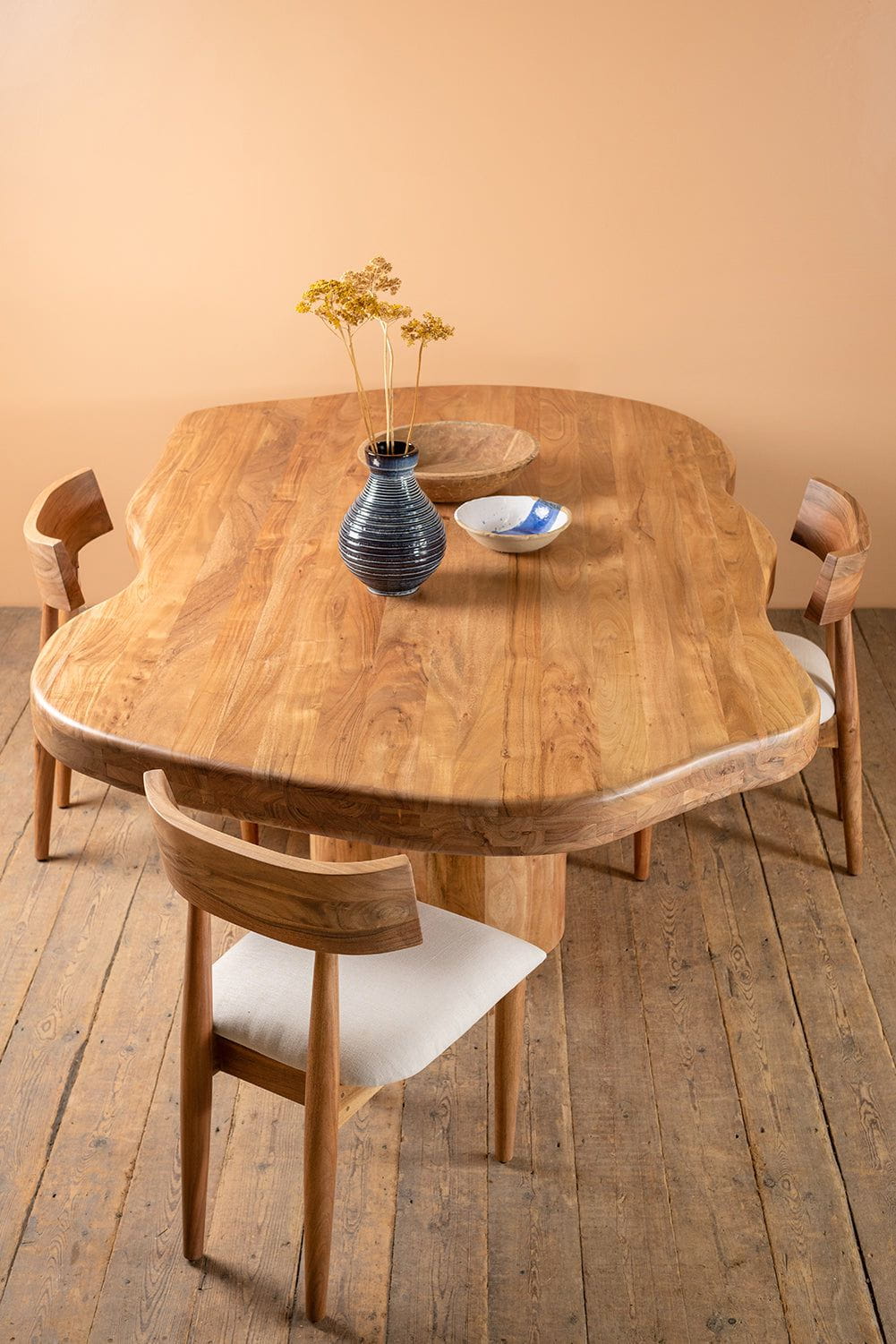 Ian Snow Ltd Tove Acacia Wood Natural Finish Dining Table