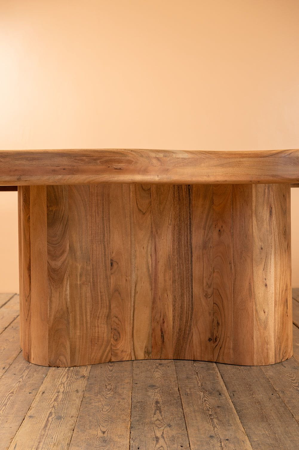 Ian Snow Ltd Tove Acacia Wood Natural Finish Dining Table