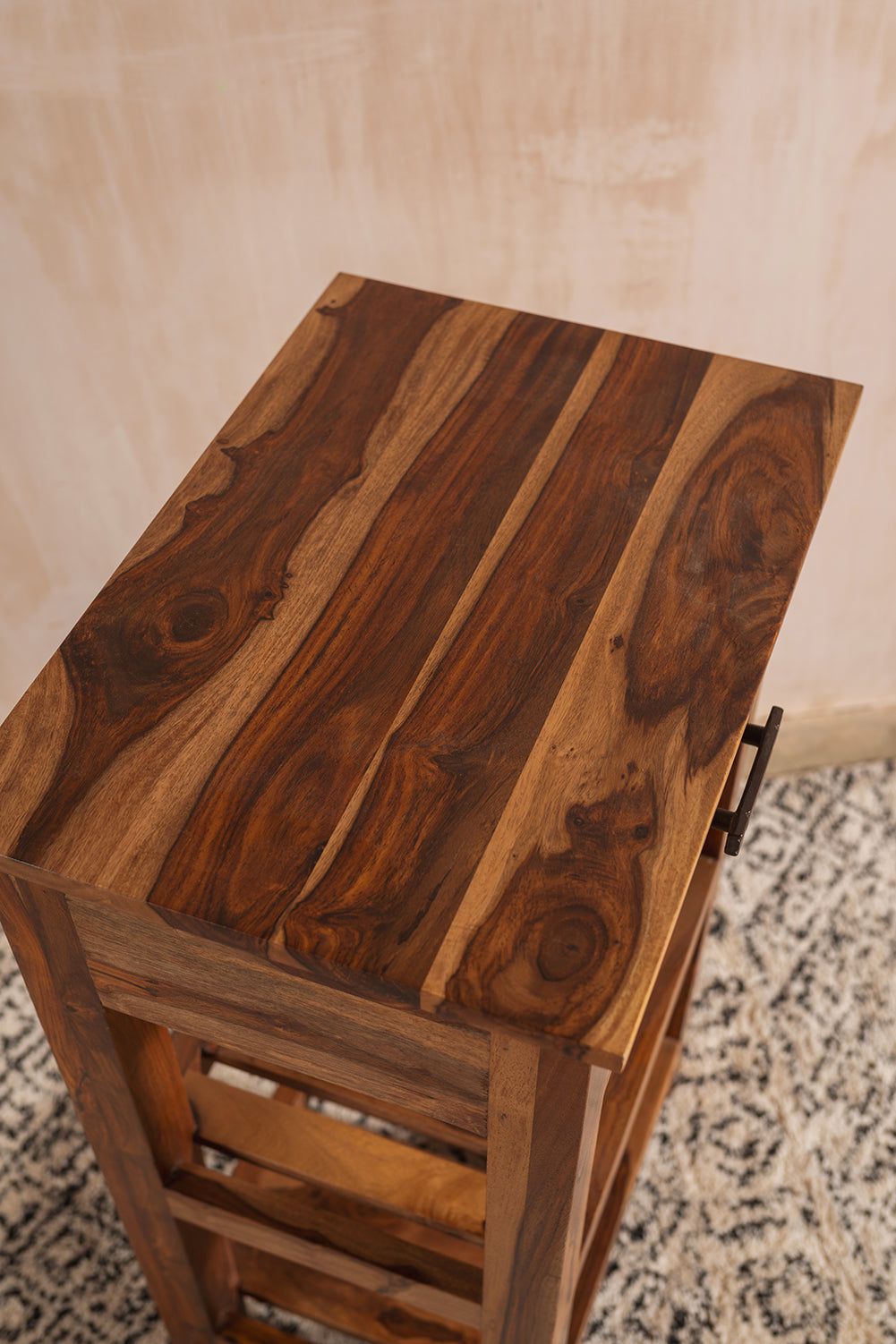MYAKKA Mallani Side Table