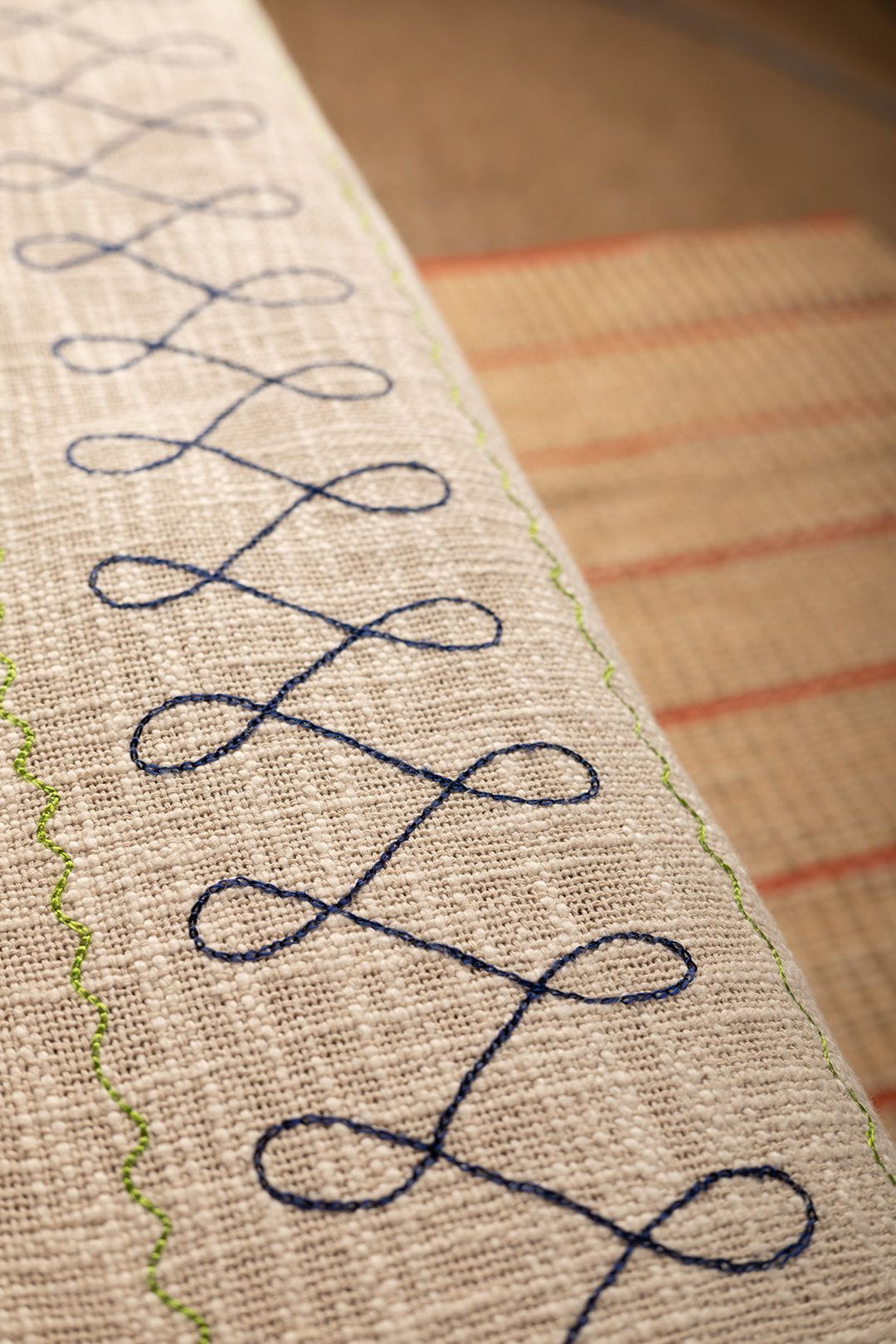 MYAKKA Enola Embroidered Throw