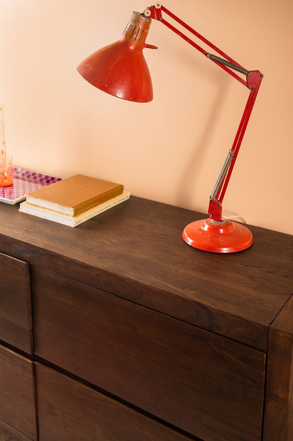 Ian Snow Ltd Ellroy Acacia Wood Drift Finish Chest of Drawers