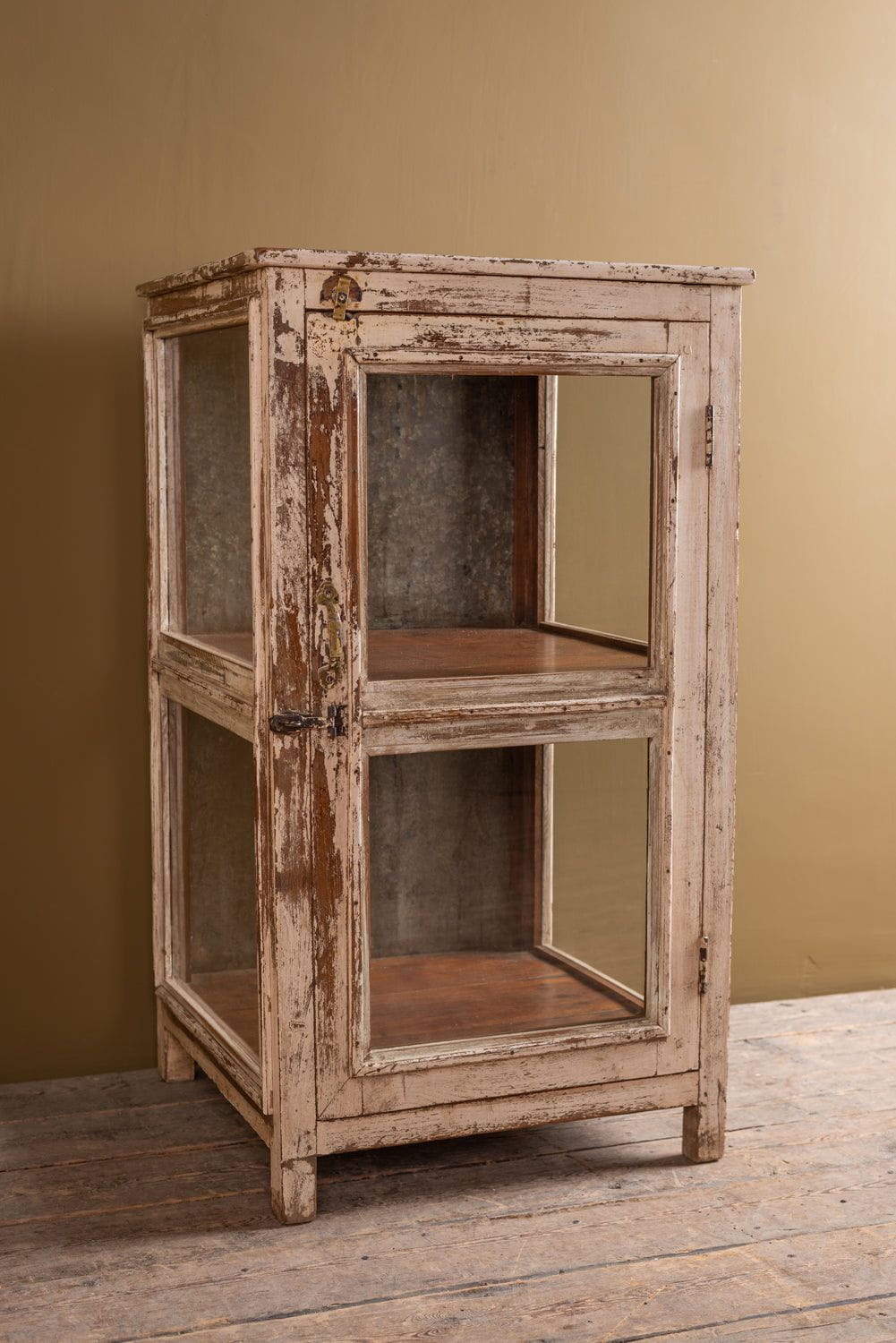 Ian Snow Ltd Cream Vintage Display Cabinet