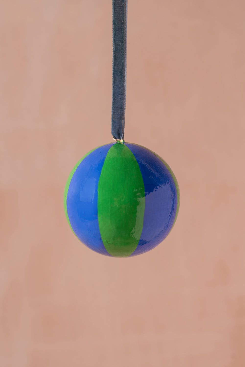 Ian Snow Ltd True Blue & Viridis Beachball Bauble