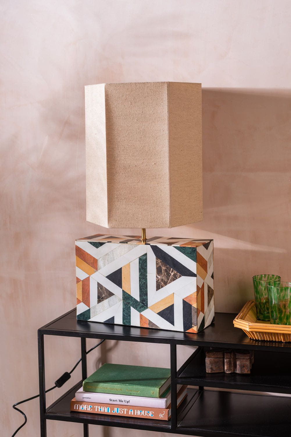 MYAKKA Stone Triangles Lampstand