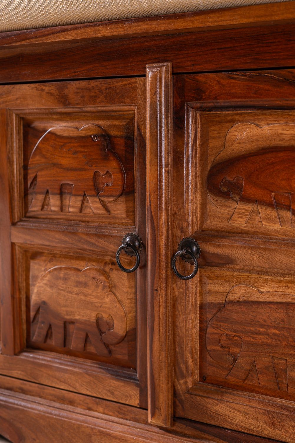 MYAKKA Hathi Storage Seat with Cupboard