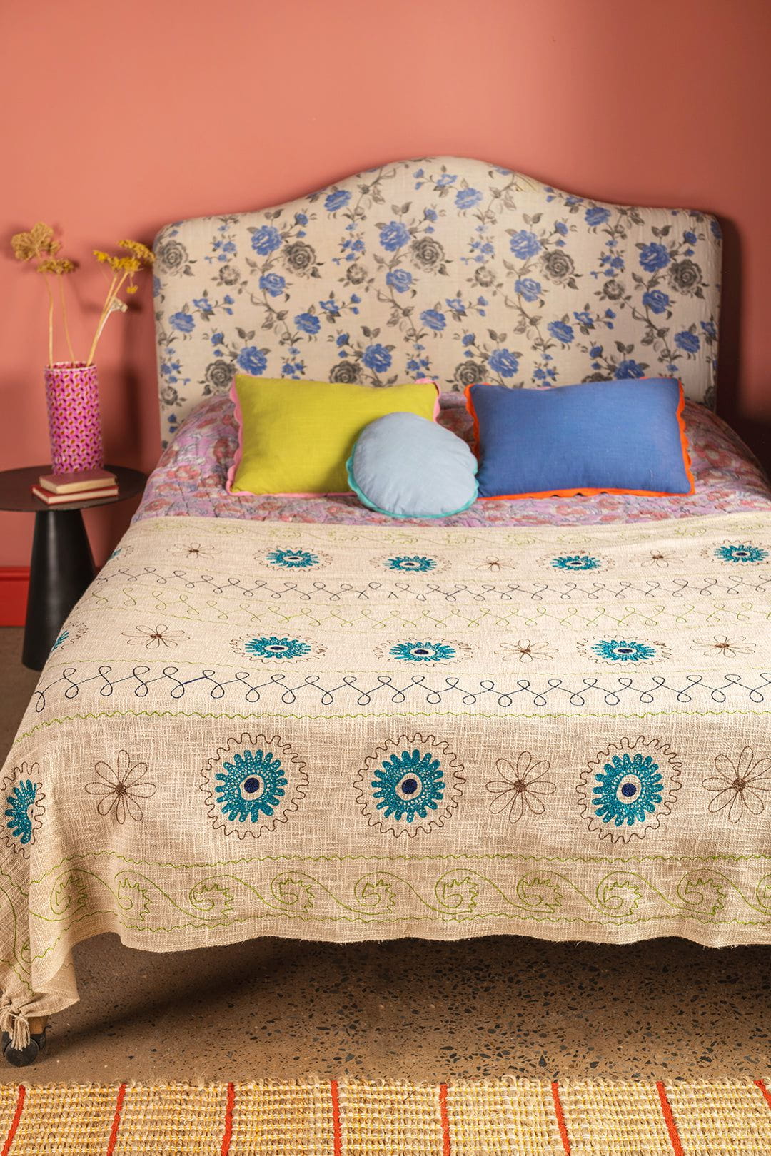 MYAKKA Enola Embroidered Throw