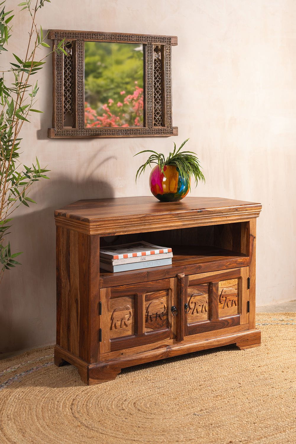 MYAKKA Hathi Corner TV Unit