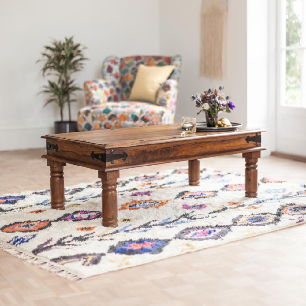 Tables - MYAKKA